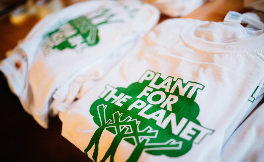 Biz Life Story Charity Plant for the planet Fotograf Inka Englisch Klimaschutz Event Kinderakademie Kinder Umwelt Lernen Baum pflanzen Kassel Frankfurt Hannover Göttingen Köln